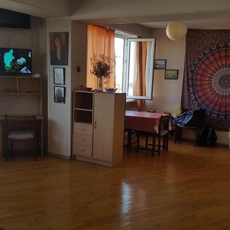 Good Apartment Тбилиси Экстерьер фото