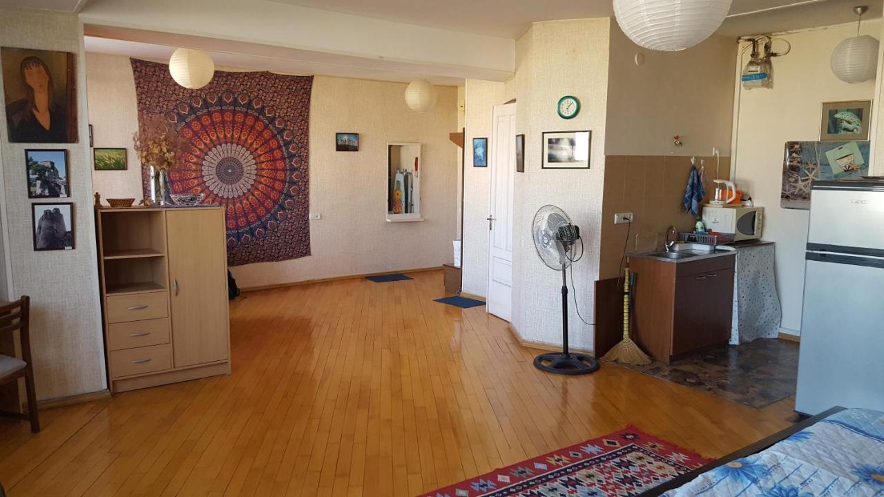 Good Apartment Тбилиси Экстерьер фото
