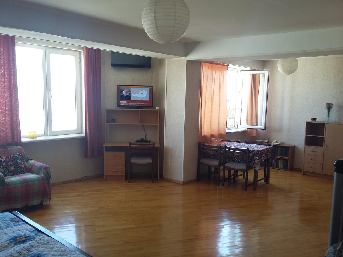 Good Apartment Тбилиси Экстерьер фото